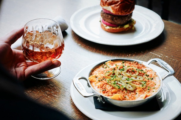 智慧餐飲行業(yè)的發(fā)展前景如何？該怎么給用戶(hù)帶來(lái)良好體驗(yàn)？